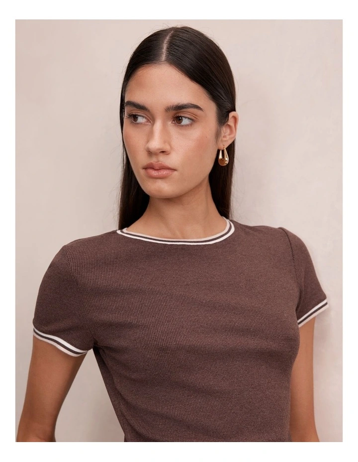 Rosie Tipped Trim Short Sleeves T-shirt in Brown image 4