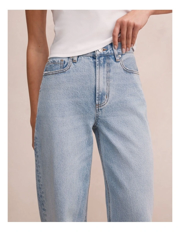 Nicki Mid Rise Straight Leg Jeans in Blue image 4