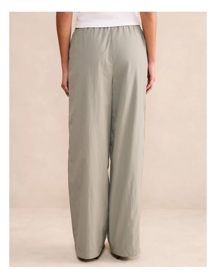Billie Elastic Waist Wide Leg Pants in Green image 2