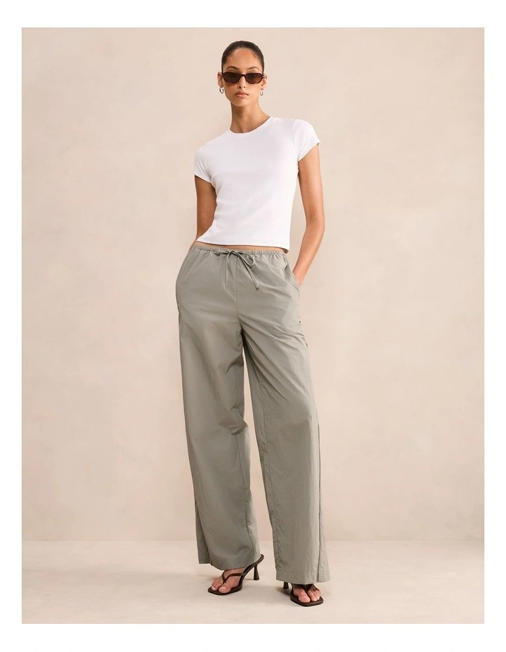 Billie Elastic Waist Wide Leg Pants in Green image 5