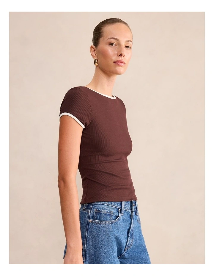 Luna Contrast Bind T-shirt in Chocolate image 3
