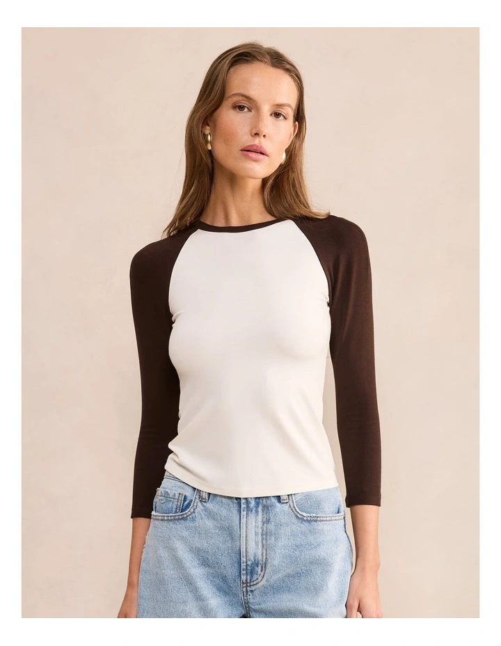 Sasha Contrast Raglan Sleeves Top in Cream image 1