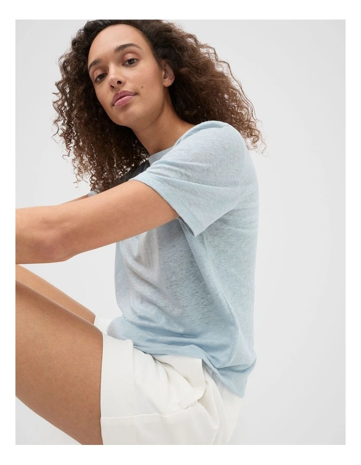 Linen Neat Tee in Bluebell image 4