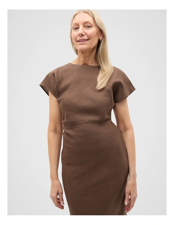 Linen Drape Midi Dress in Pinecone image 3