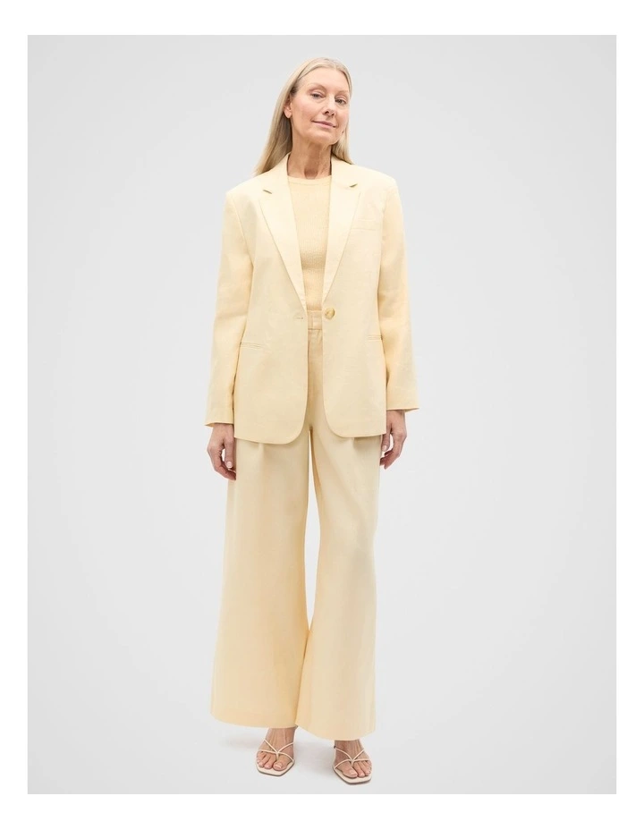 Tailored Linen Blazer in Beige image 3