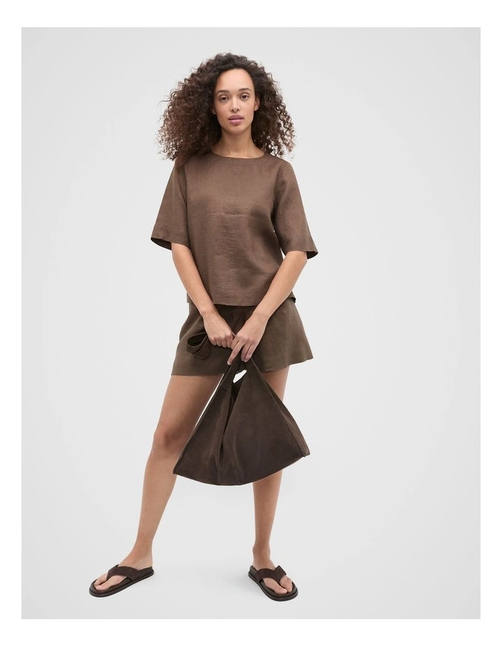 Core Linen Tee in Pinecone image 3
