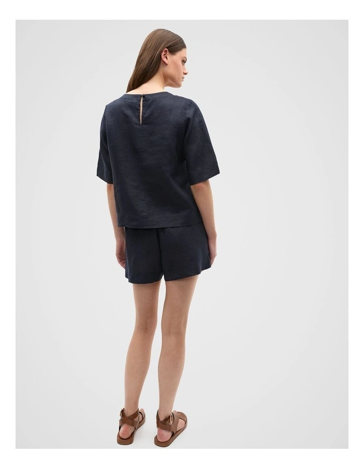 Core Linen Tee in Twilight Blue image 2