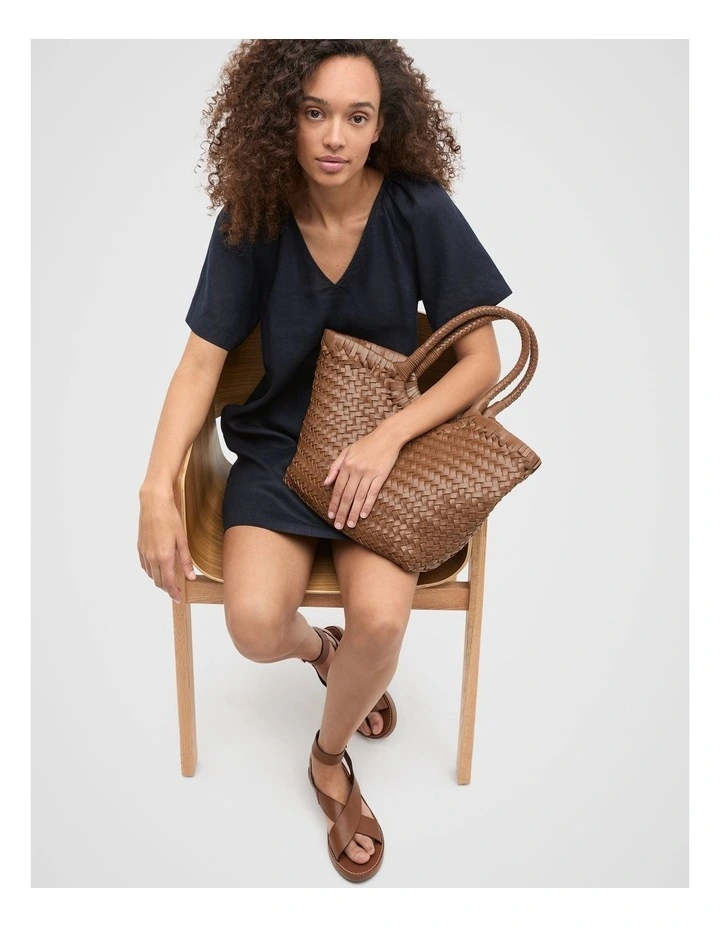 Leather Basket Bag in Deep Tan image 2