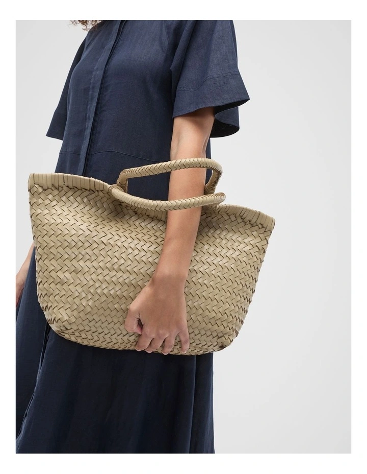 Leather Basket Bag in Rye image 2