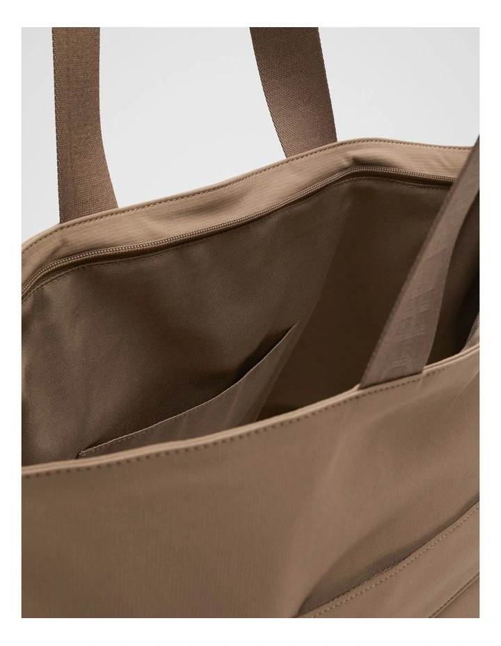 Daily Tote in Pinecone image 4