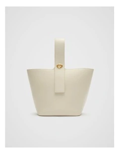 Hand Held Detail Bag in Tofu