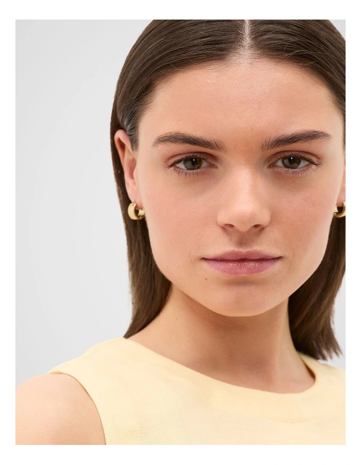 Disc Huggie Ear Pack in Gold image 2