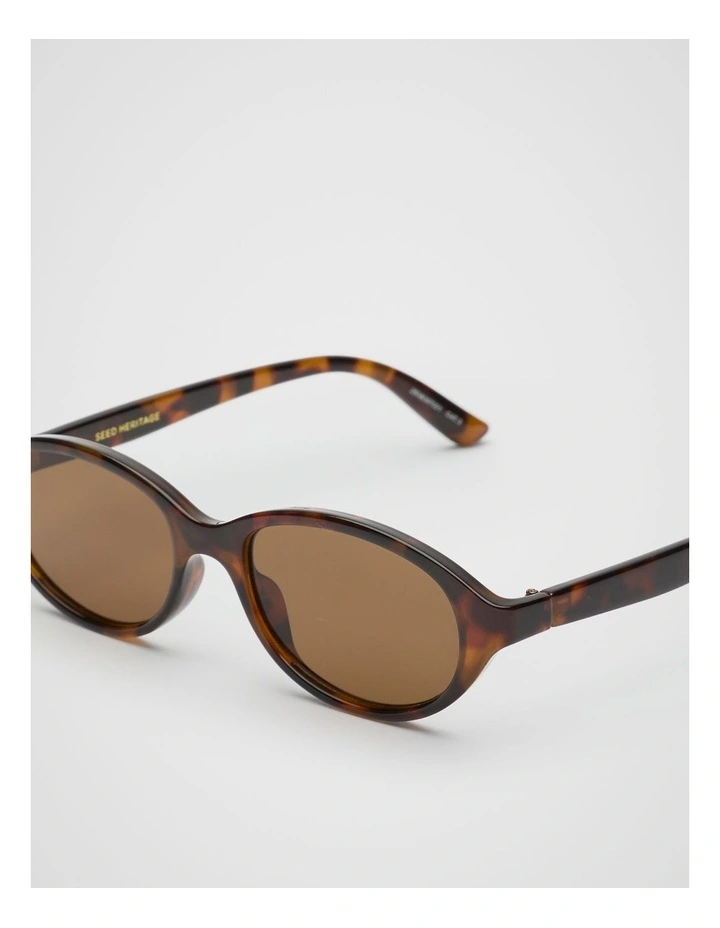 Pippa Round Sunglasses in Tort image 3