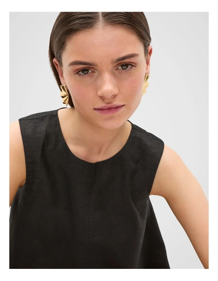 Fan Shell Earring in Gold image 2
