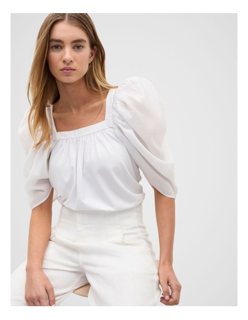 Whisper White colour