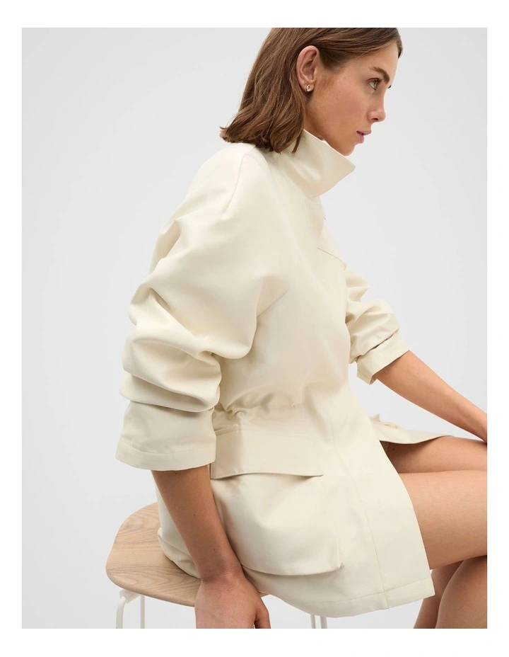 Minimalist Anorak in Buttercream image 4