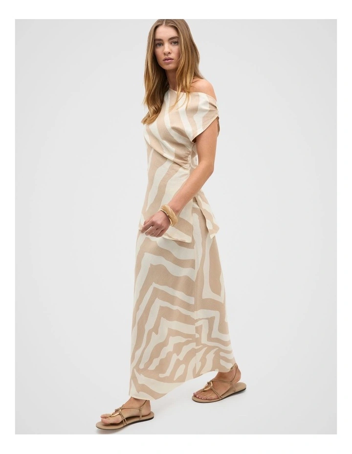 Skirt in Multi image 4