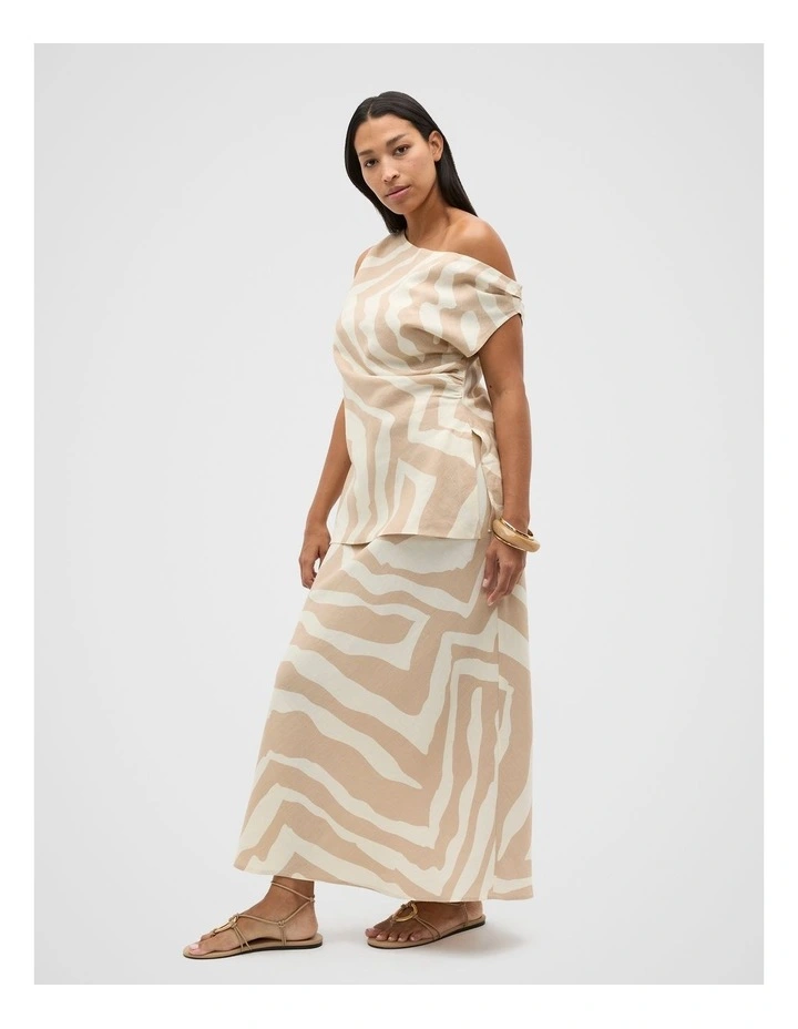 Skirt in Multi image 7
