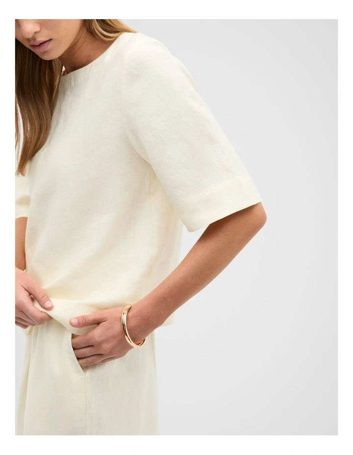 Core Linen Tee in Buttercream image 3
