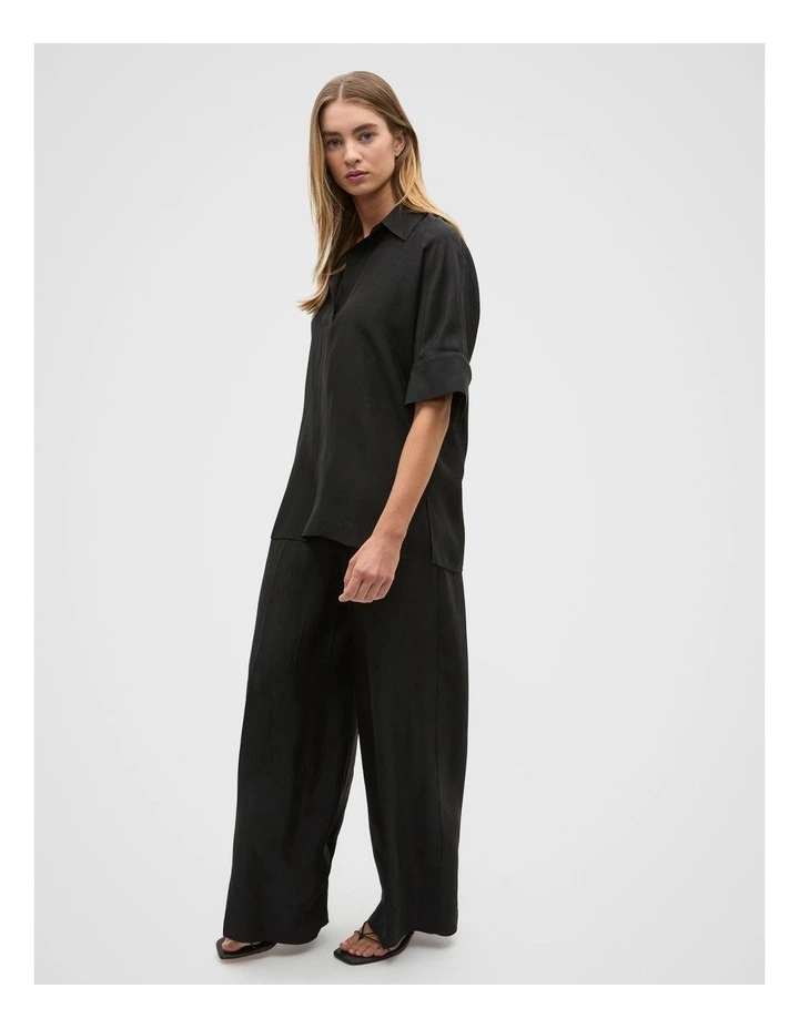 Crinkled Satin Collared Popover in Black image 3