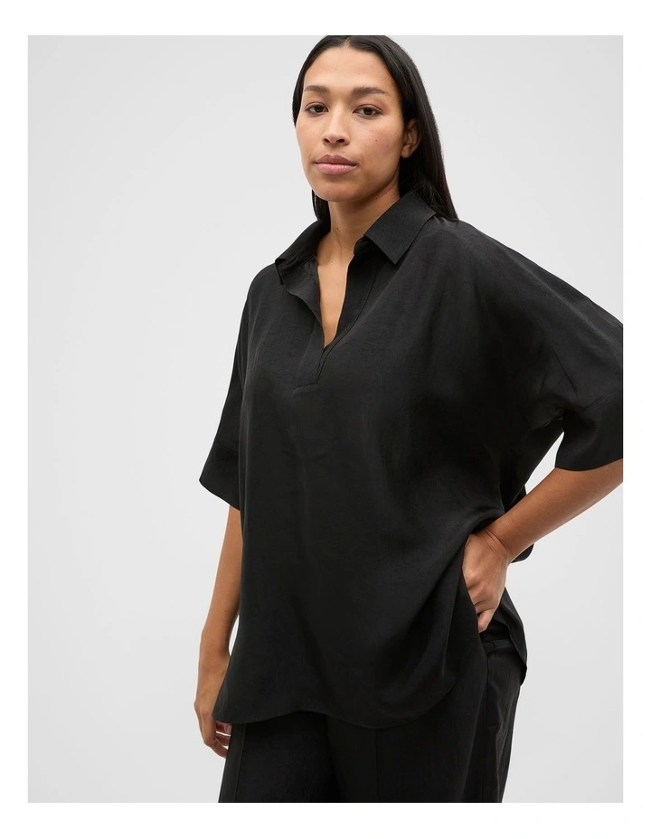 Crinkled Satin Collared Popover in Black image 5