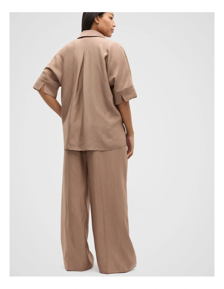 Crinkled Satin Collared Popover in Nutmeg image 2
