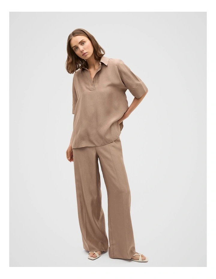 Crinkled Satin Collared Popover in Nutmeg image 6