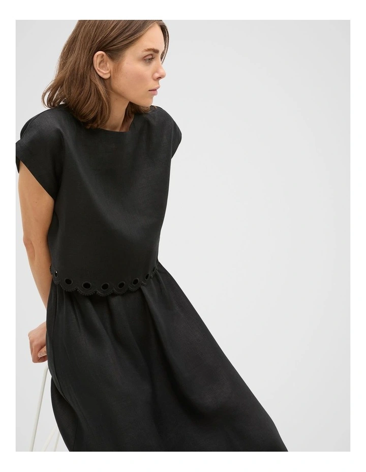 Linen Embroidered Tee in Black image 4