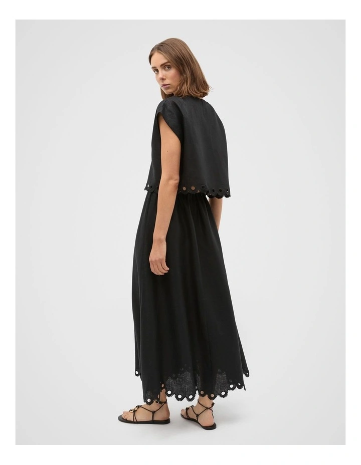 Linen Embroidered Tee in Black image 5