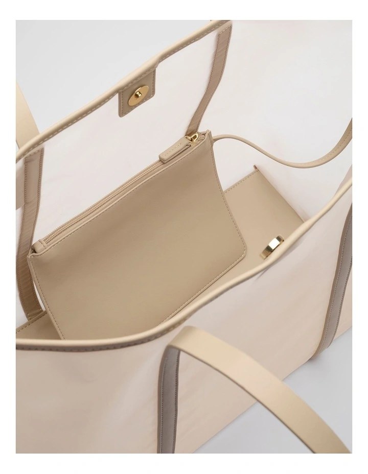 Mesh Tote in Iced Latte image 4