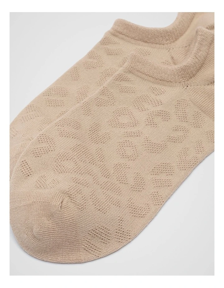 Ocelot Mesh Texture Sock in Iced Latte image 2