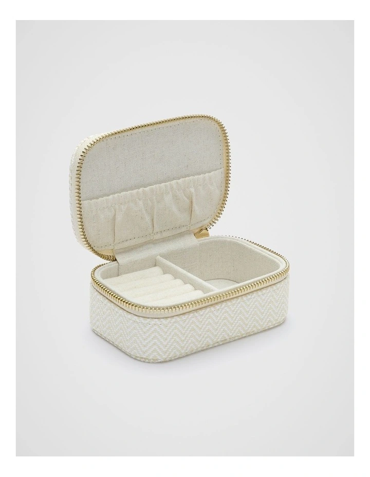 Initials Mini Jewellery Case in D image 2