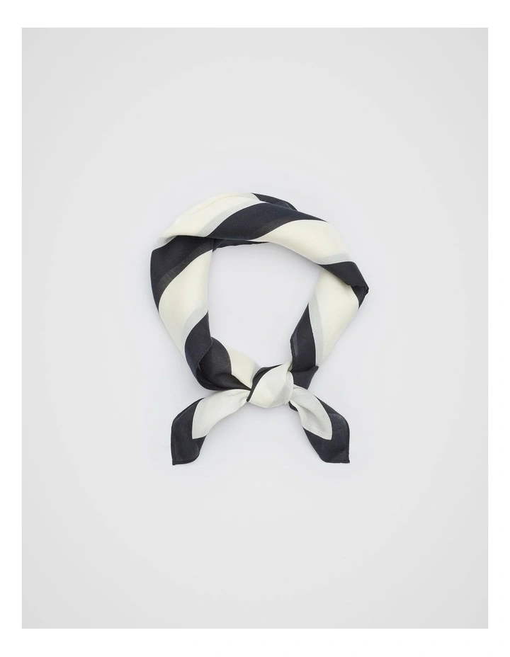 Printed Headscarf in Cream image 1