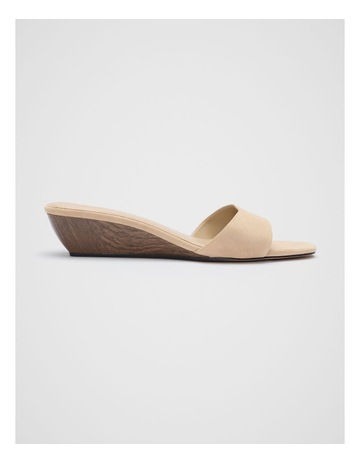 Iced Latte Suede colour