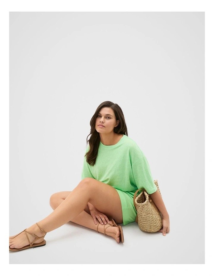 Linen Relaxed Tee in Green Apple image 5