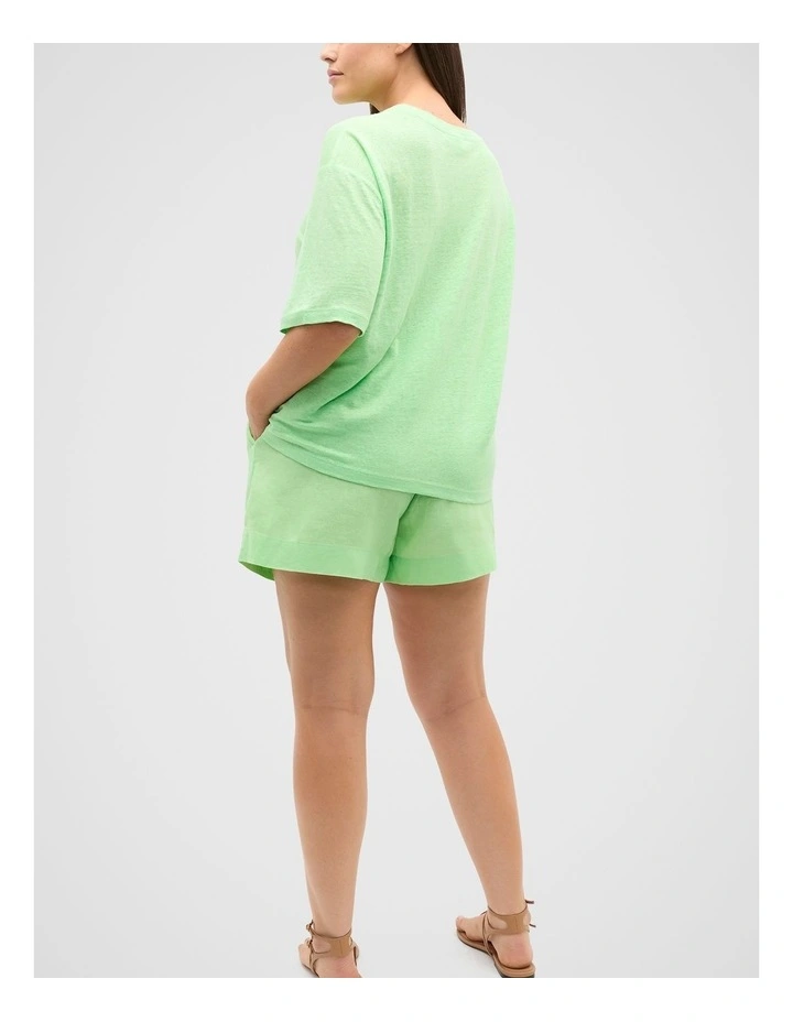 Linen Relaxed Tee in Green Apple image 7