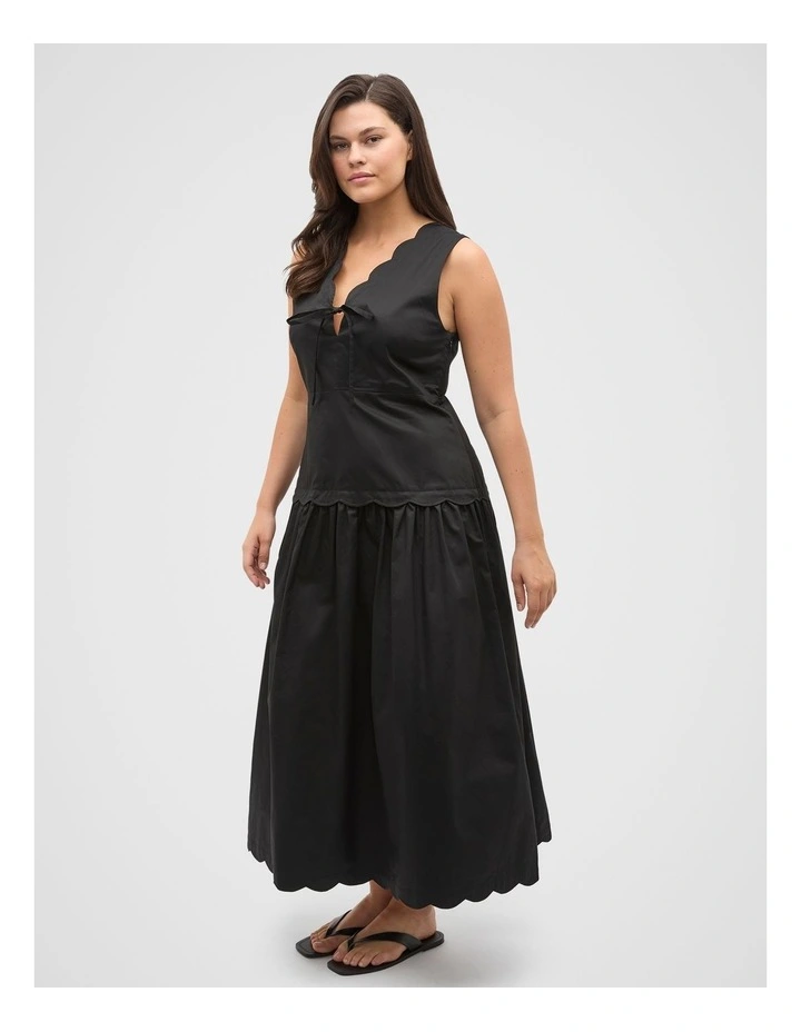 Poplin Scallop Dress in Black image 6