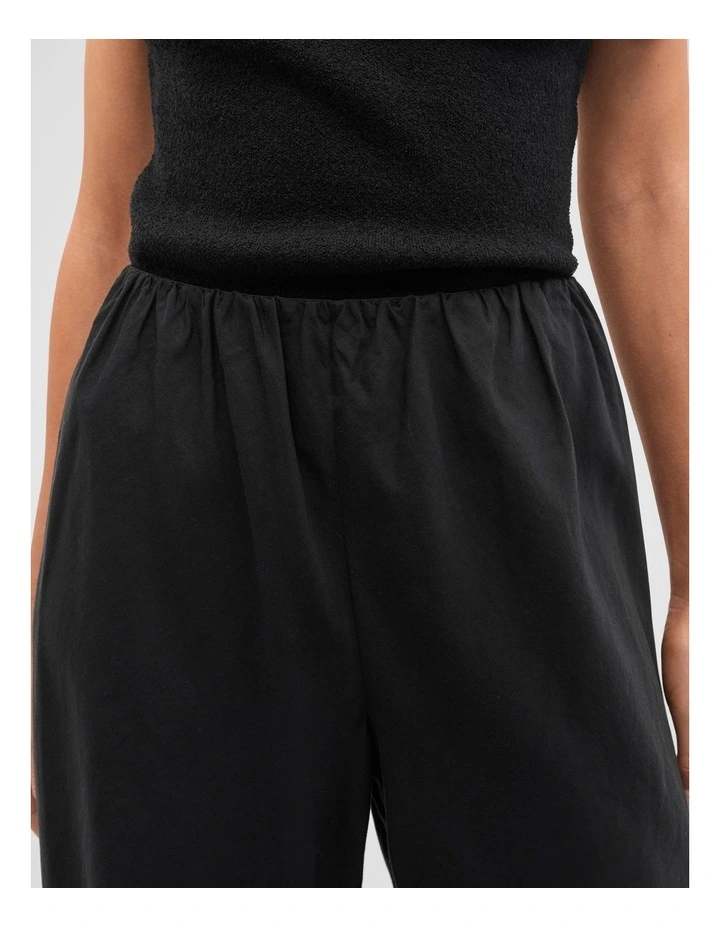 Gathered Waist Pant in Black image 3