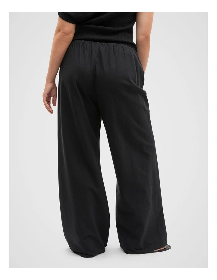 Gathered Waist Pant in Black image 6