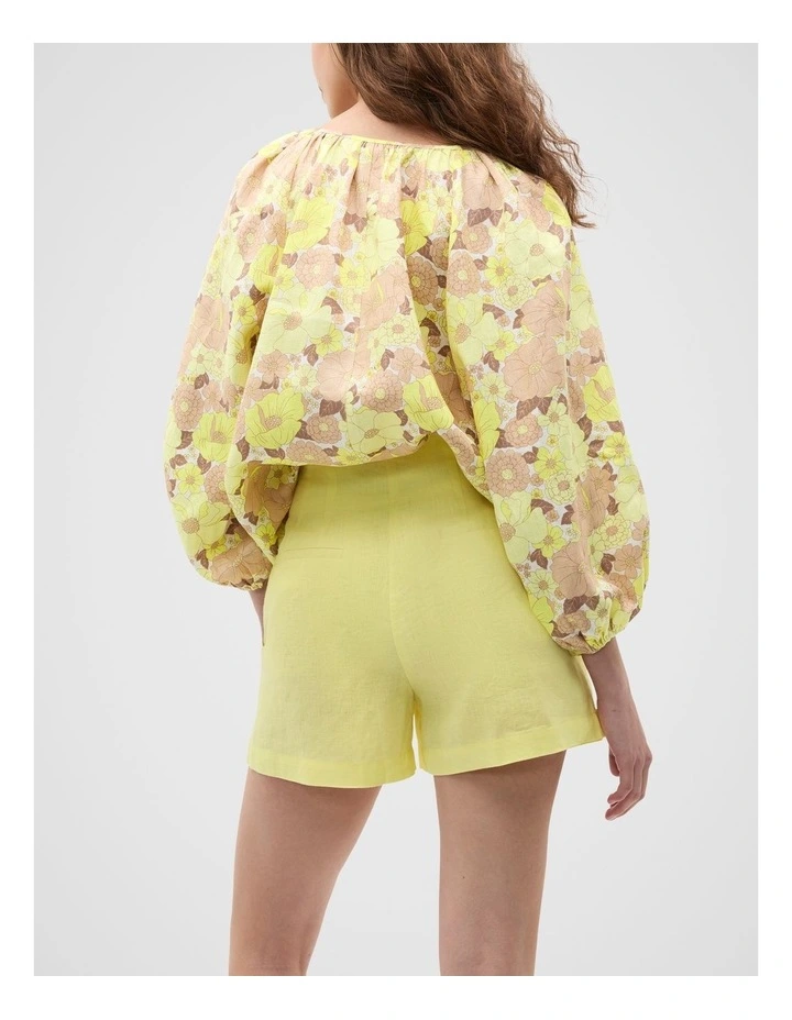 Core Linen Waisted Short in Lemongrass image 2