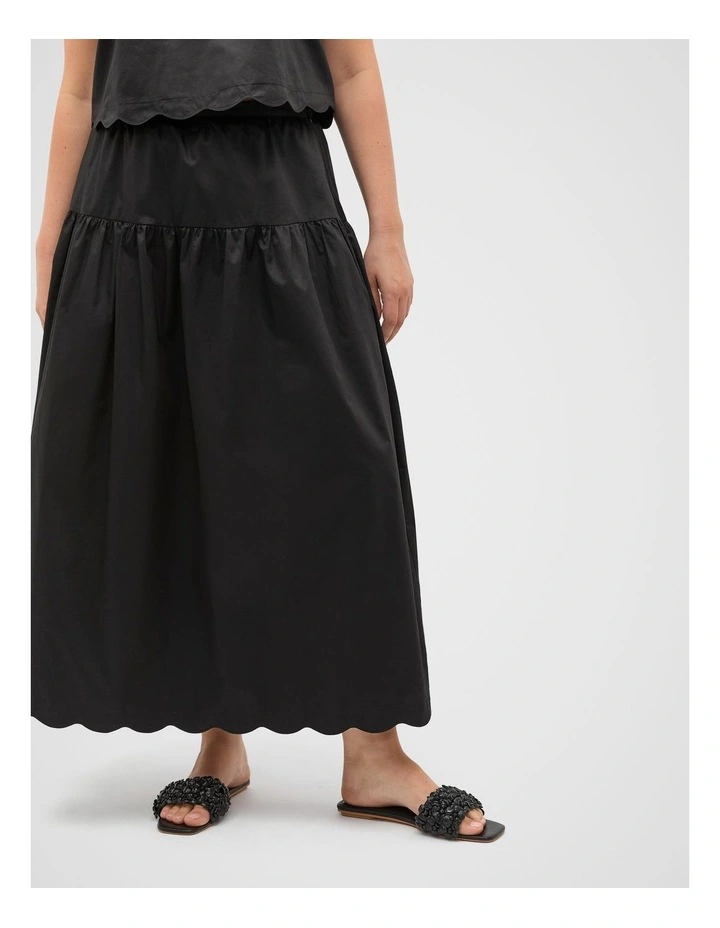 Poplin Scallop Skirt in Black image 6