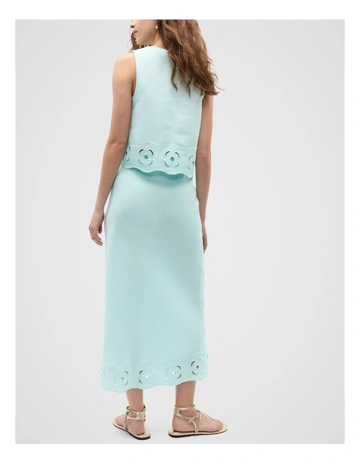 Retro Embroidered Hem Tank in Skyway image 2