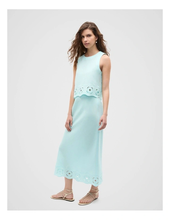 Retro Embroidered Hem Tank in Skyway image 4