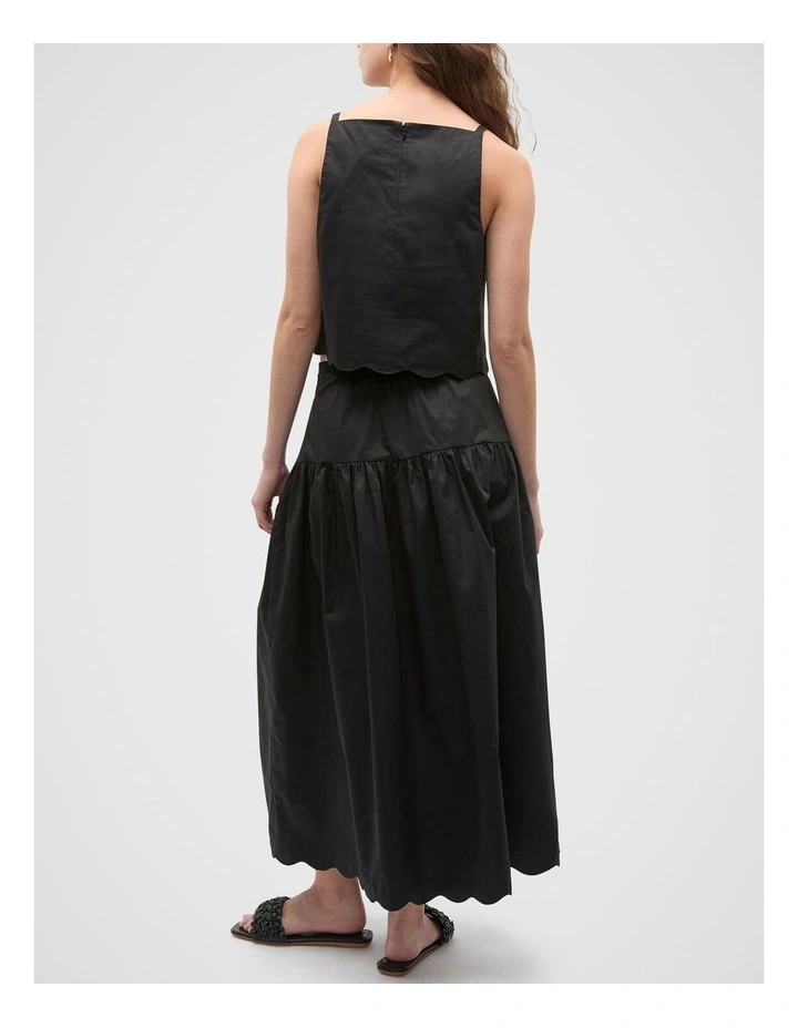 Poplin Scallop Top in Black image 2