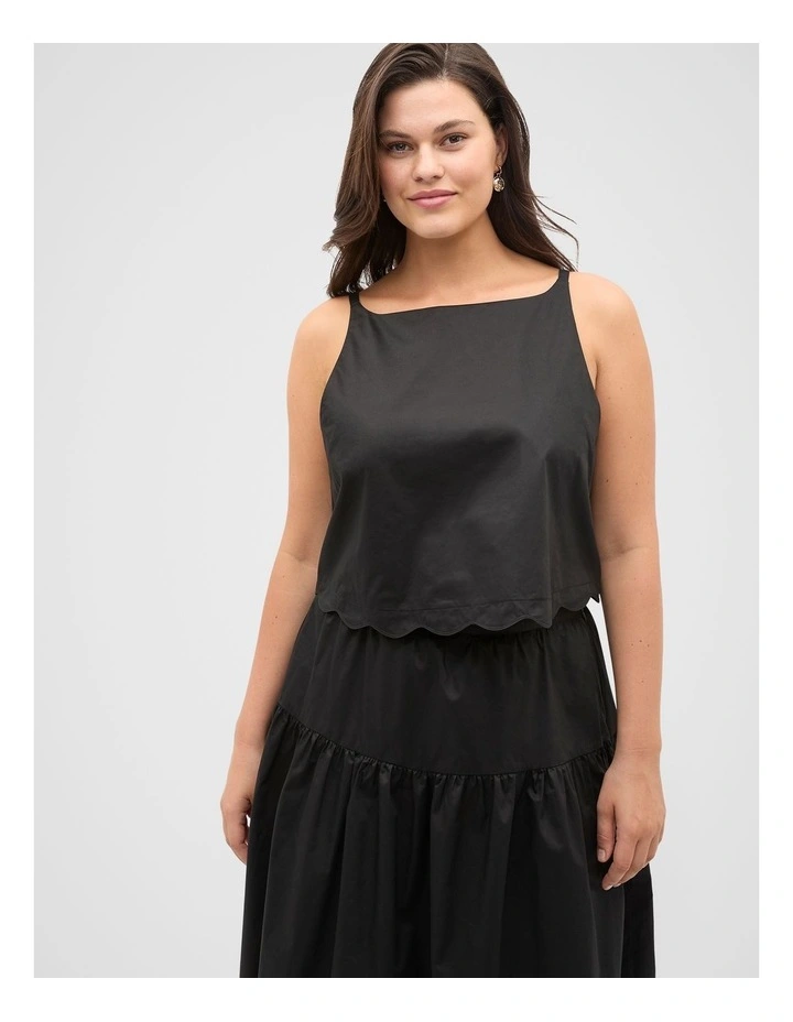 Poplin Scallop Top in Black image 5