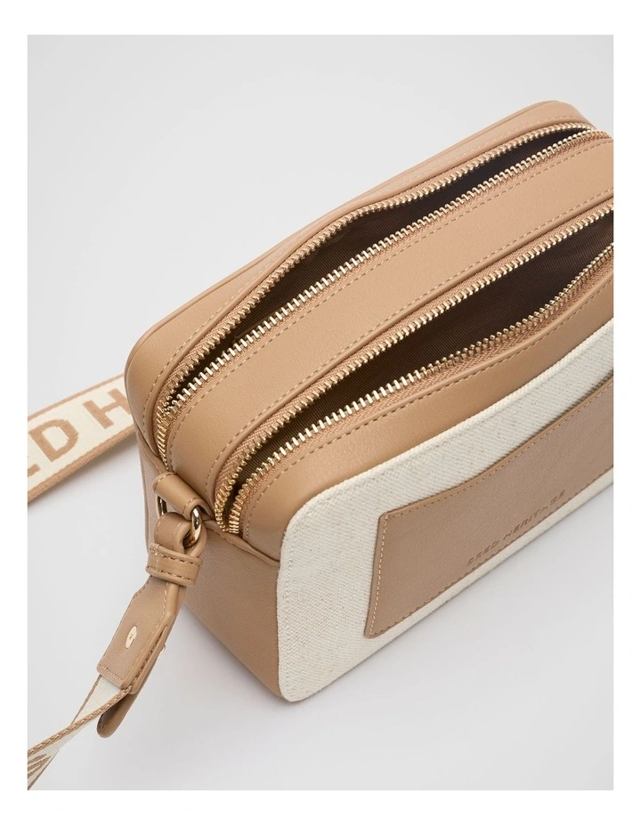 Camera Bag in Caramel image 4