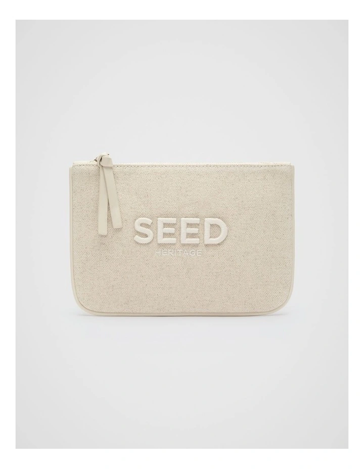 Pouch in Natural image 1