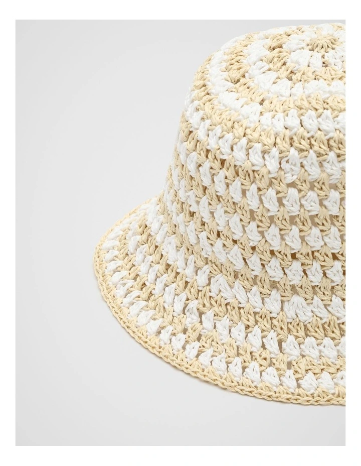 Two Tone Bucket Hat in Cream image 3