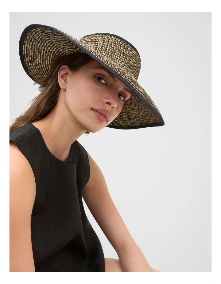 Roll Up Visor in Black image 2