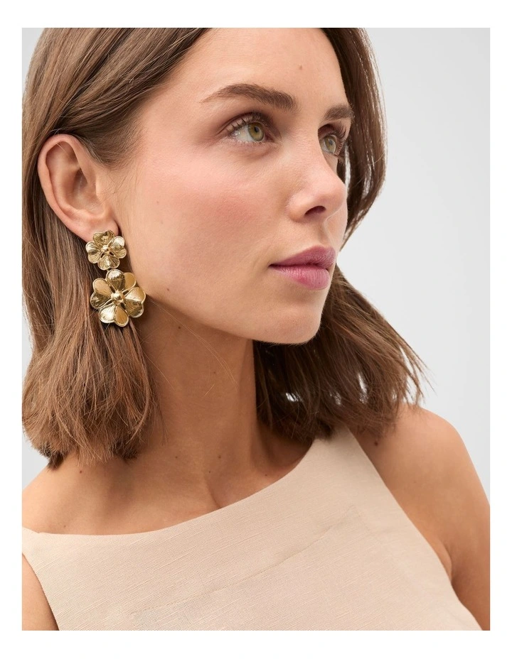 Bloom Drop Earring in Gold image 2